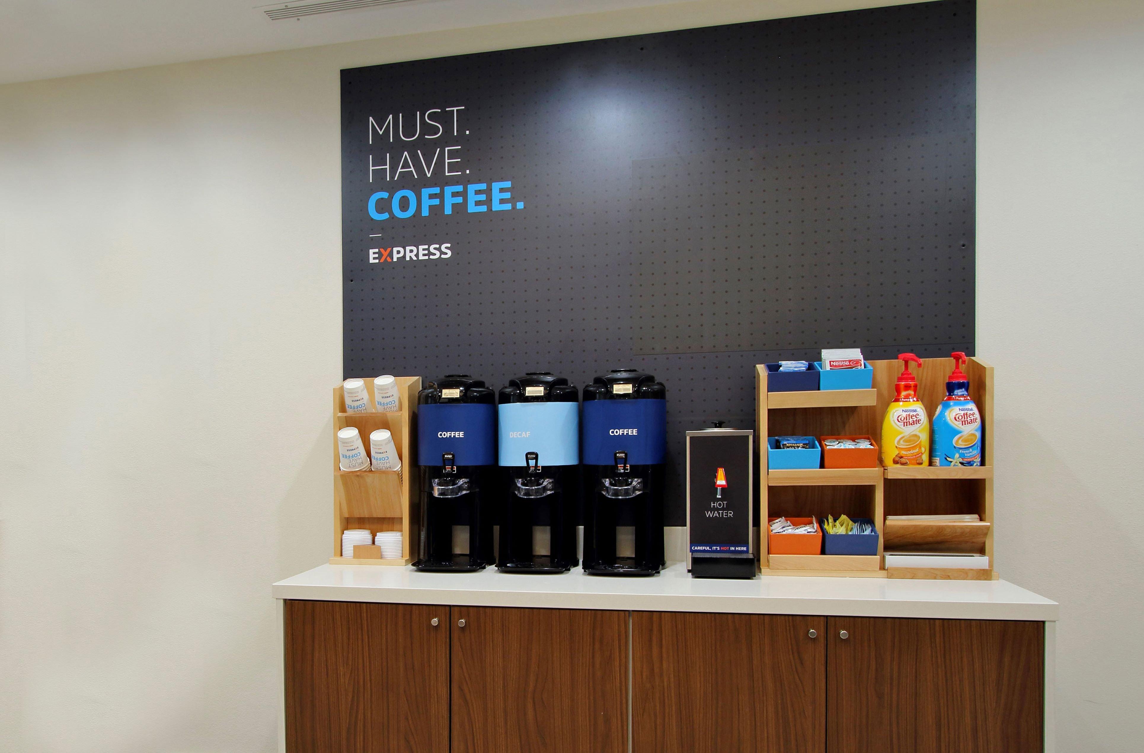 Holiday Inn Express & Suites Cumberland - La Vale By Ihg Екстер'єр фото
